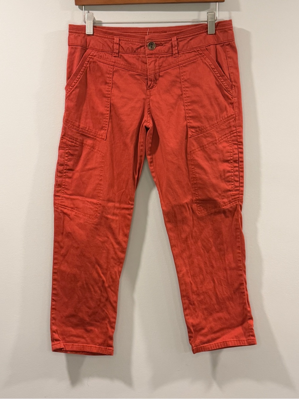 Jolt Women's Juniors Cropped Cargo Capris in Coral Red Size 9